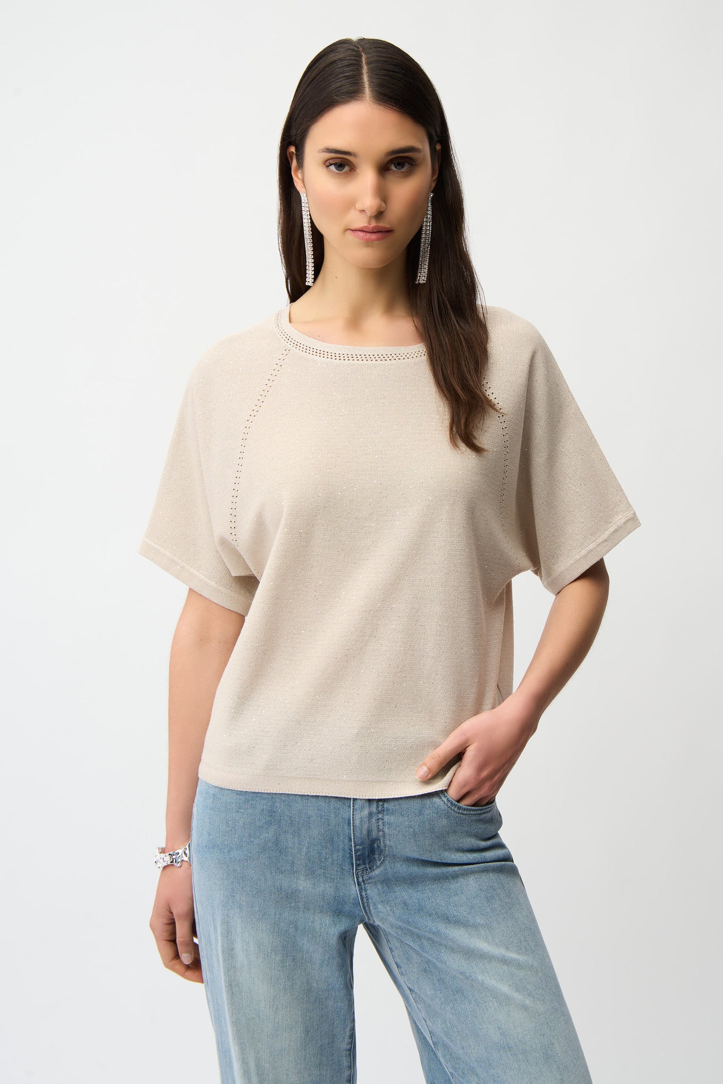 Short Raglan Sleeve Crew Neck Top. Style JR261917