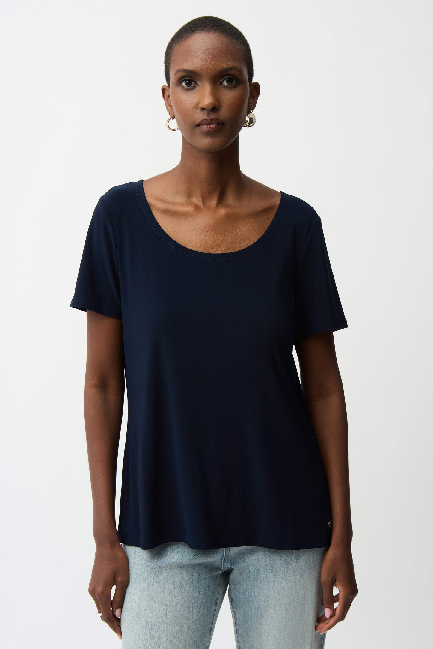 Fit & Flare Short Sleeve Scoop Neck Top. Style JR261940
