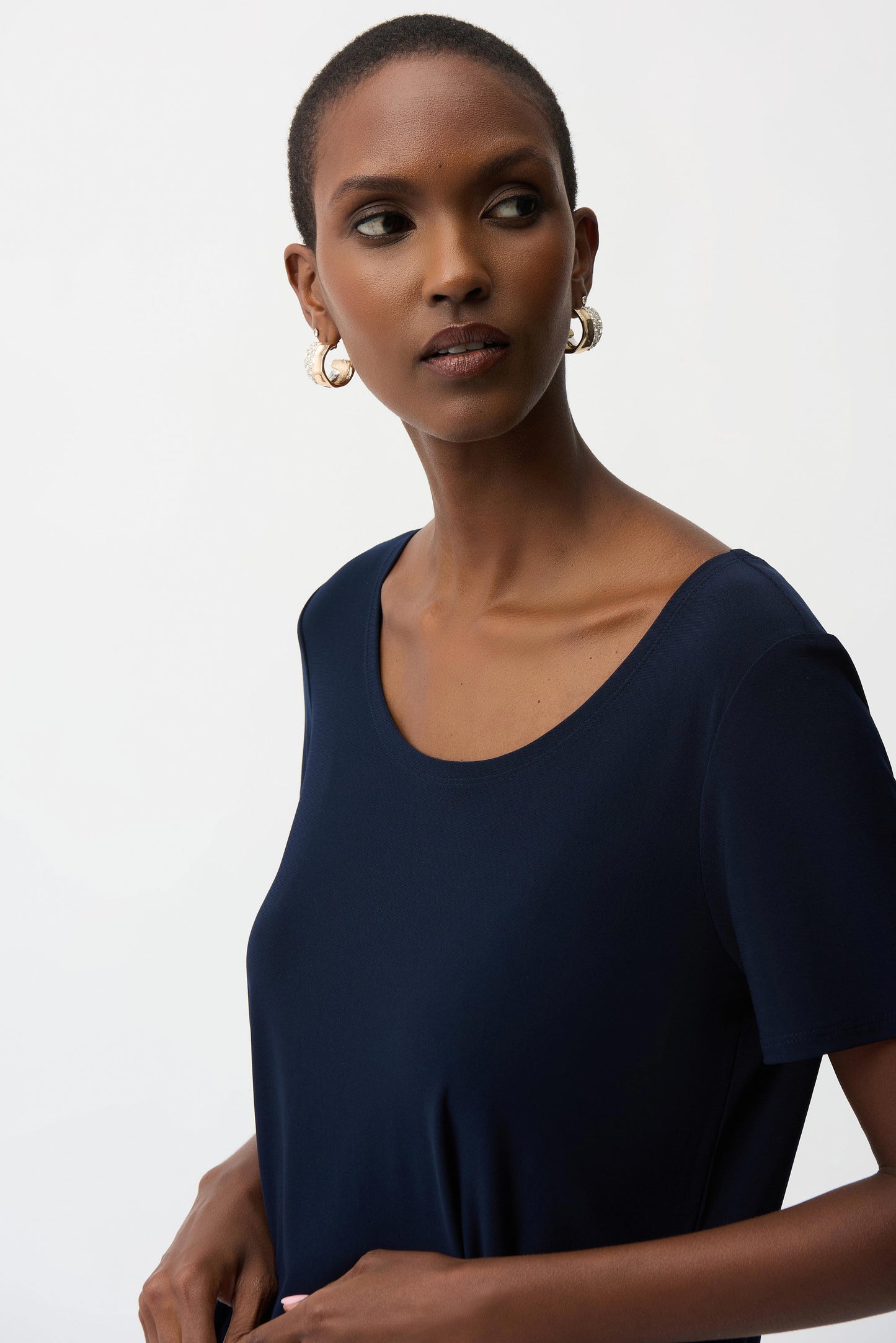 Fit & Flare Short Sleeve Scoop Neck Top. Style JR261940