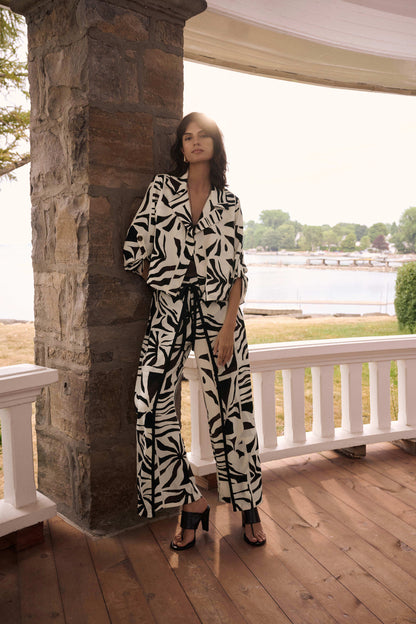 Woven Gauze Tropical Print Wide Leg Pants. Style JR262056