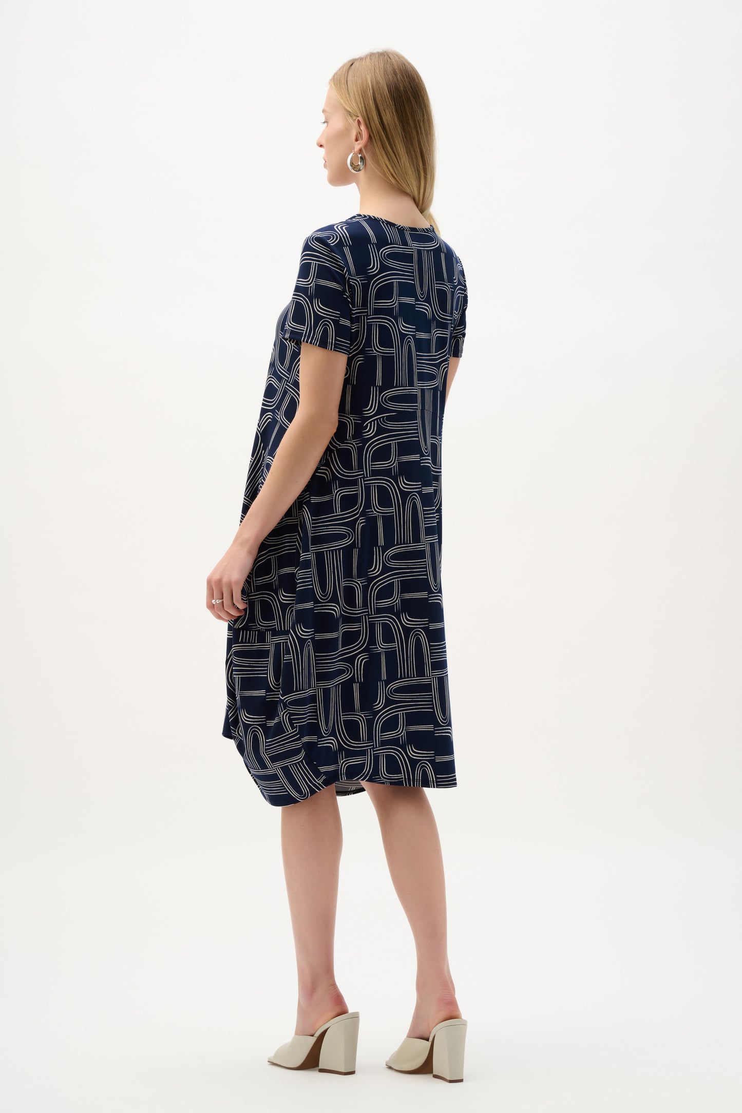 Scoop Neck Geometric Cocoon Dress. Style JR262135