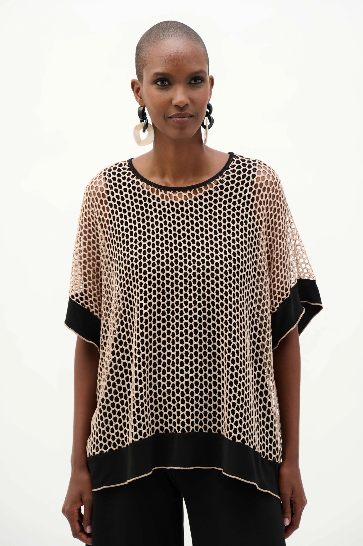 Silky Knit And Mesh Contrast Cuffs Trapeze Top. Style JR262160