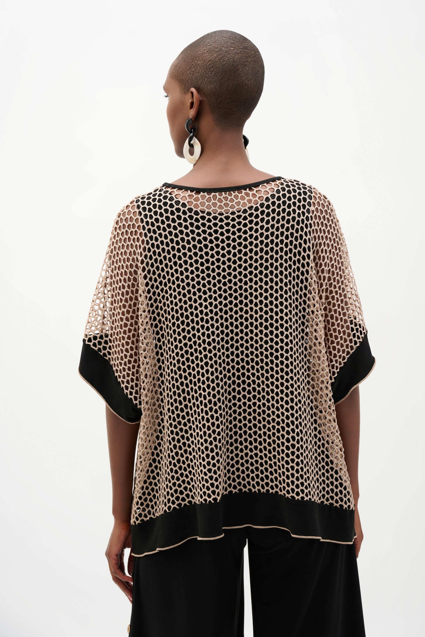 Silky Knit And Mesh Contrast Cuffs Trapeze Top. Style JR262160