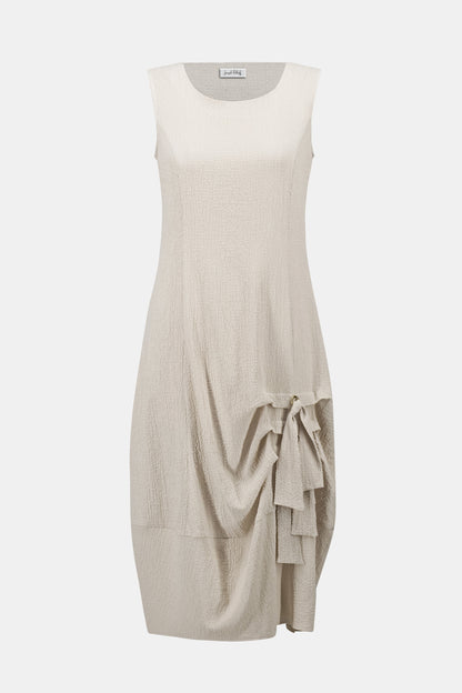 Seersucker Ring & Tie Detail Cocoon Dress. Style JR262172