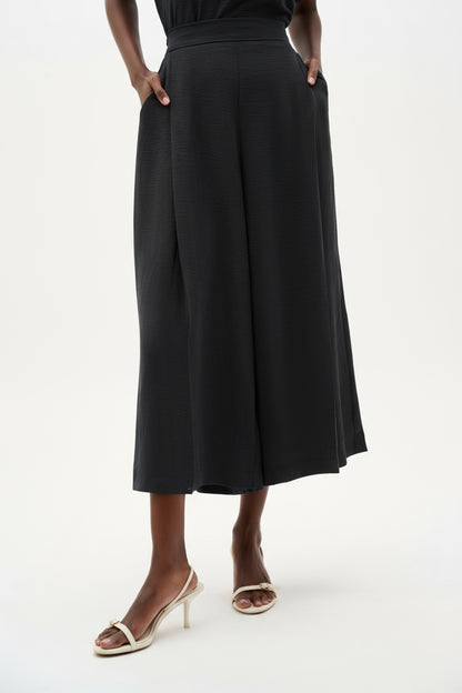 Gauze Pull-On Pleated Culotte Pants. Style JR262196