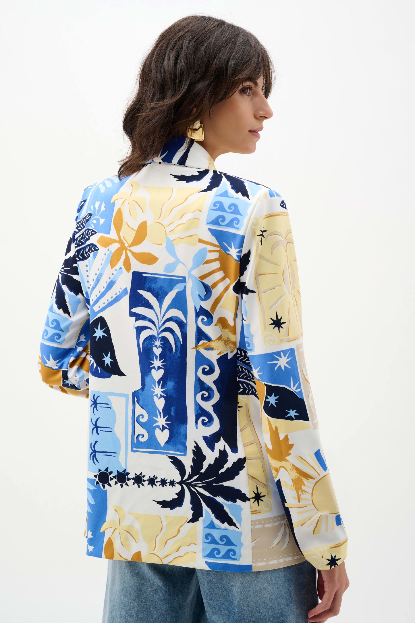 Silky Knit Tropical Print Fitted Blazer. Style JR262232