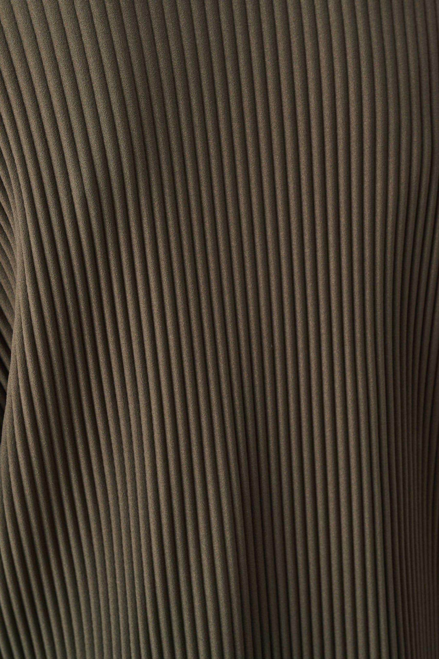 Pleated Scuba Crepe Zipped Neck Top. Style JR263123