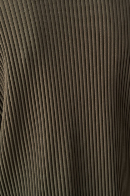Pleated Scuba Crepe Zipped Neck Top. Style JR263123