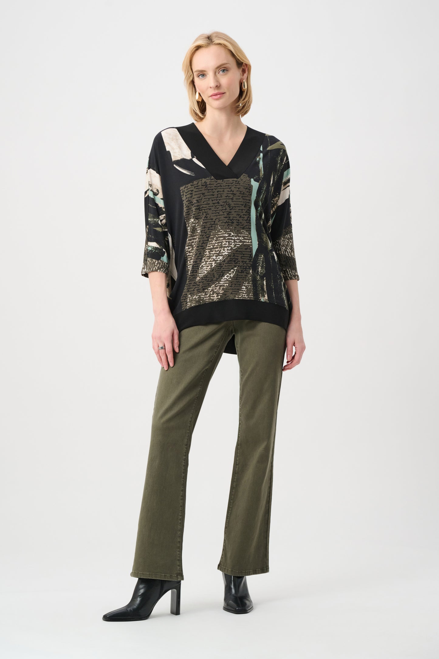 Silky Knit Abstract Print Boxy Tunic. Style JR263224