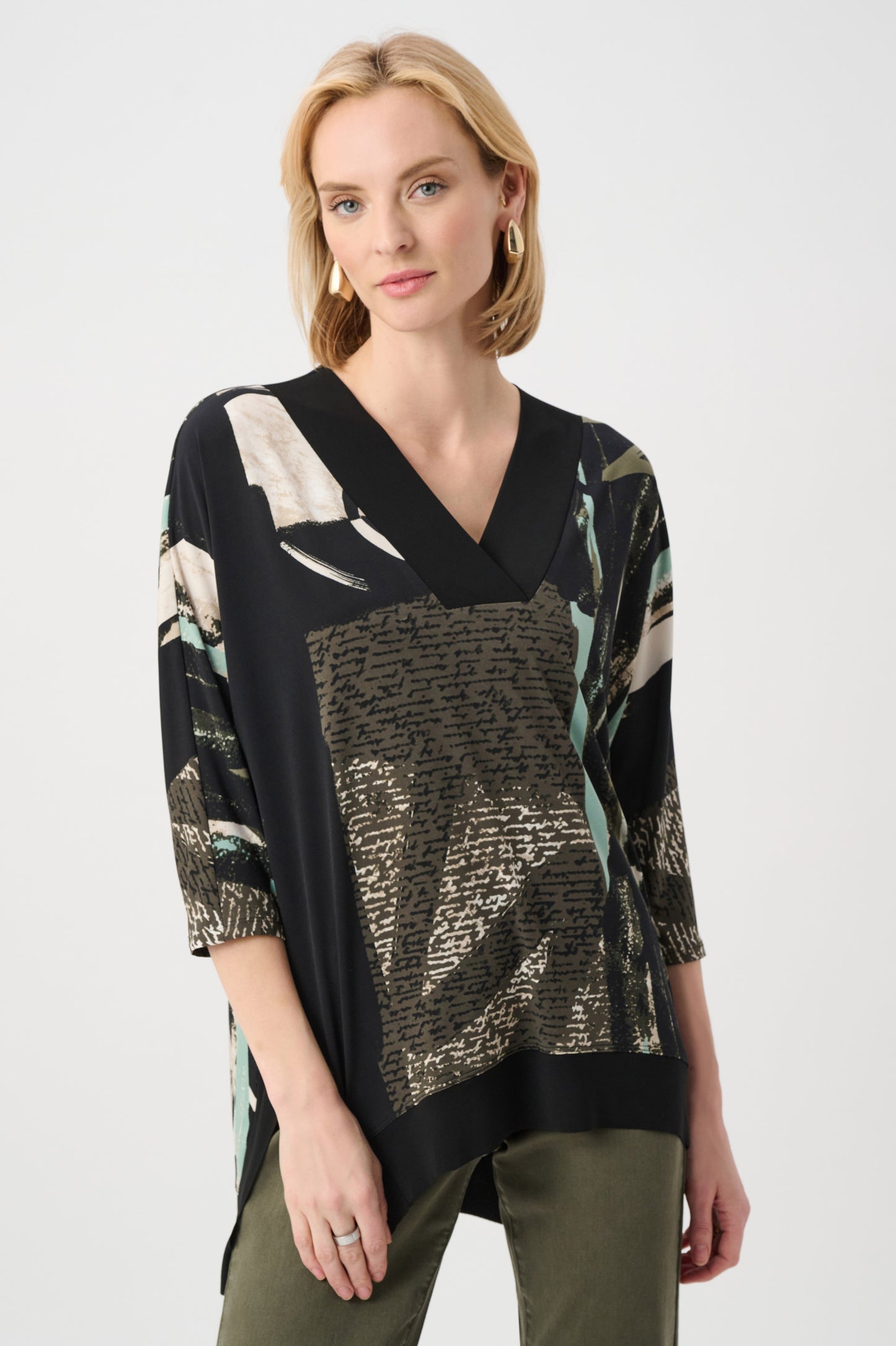 Silky Knit Abstract Print Boxy Tunic. Style JR263224