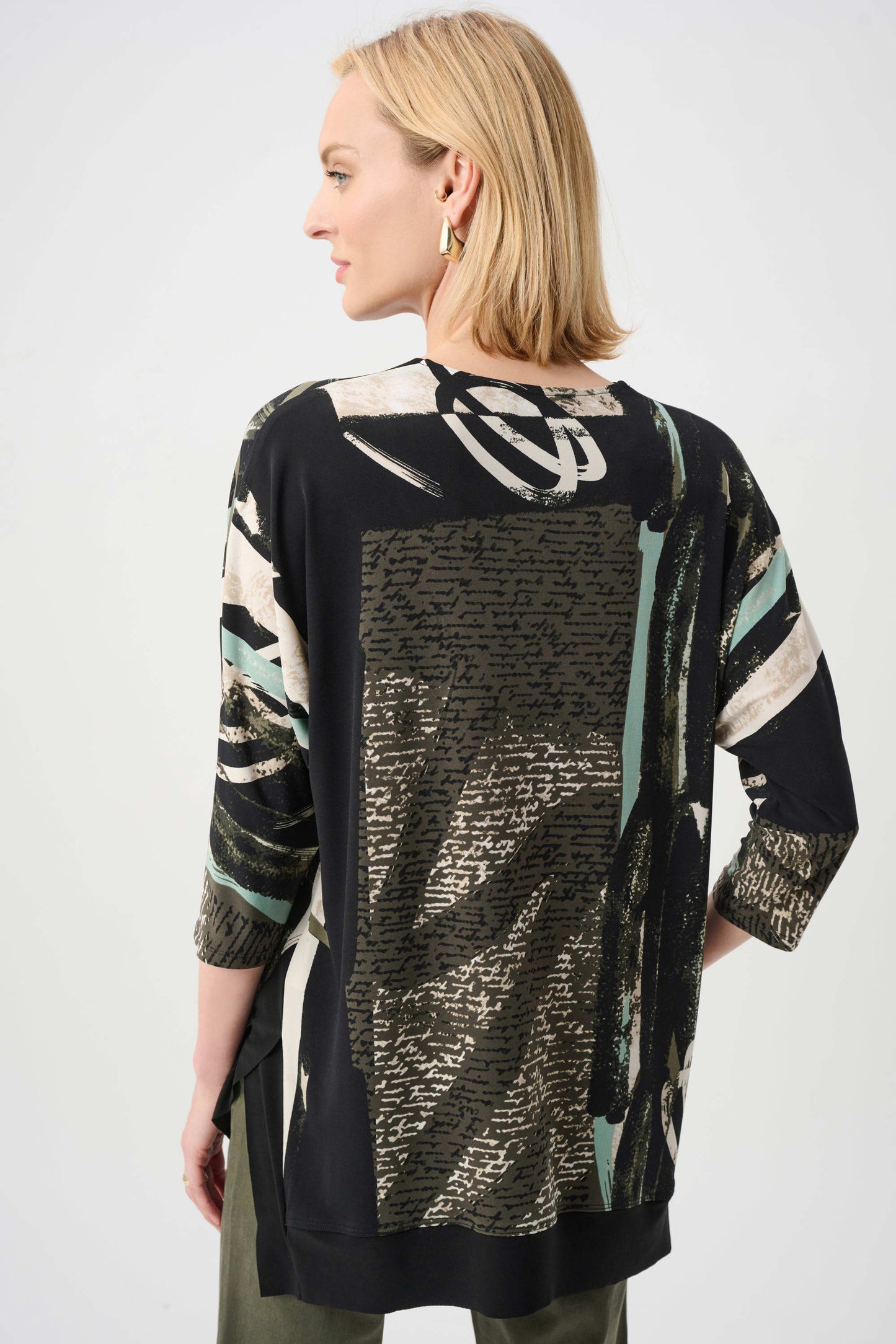 Silky Knit Abstract Print Boxy Tunic. Style JR263224
