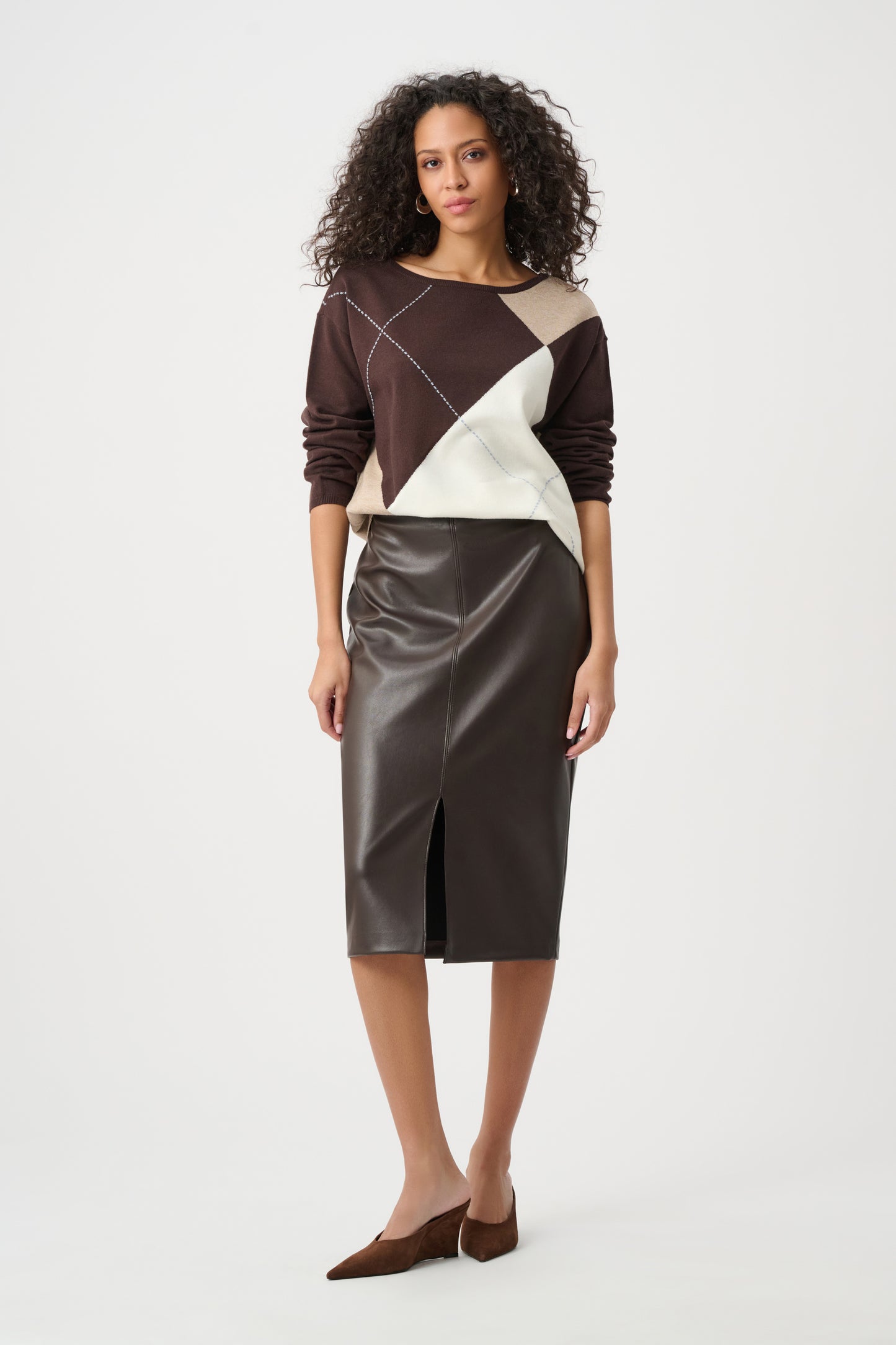 Brushed Viscose Knit Argyle Pattern Crewneck Sweater. Style JR263948
