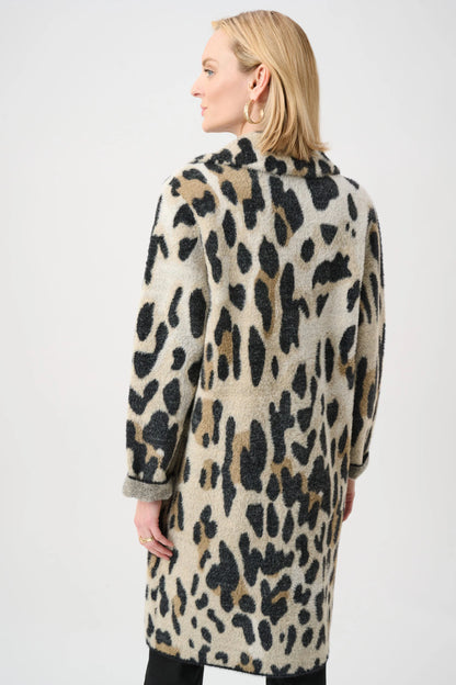 Feather Yarn Leopard Print Coat. Style JR263956