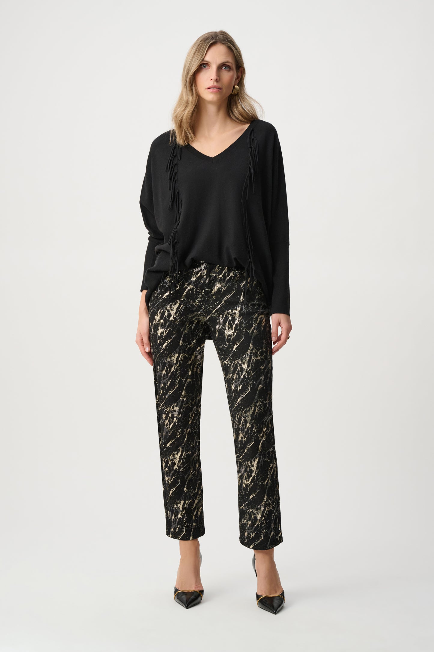 Stretch Denim Abstract Print Straight Leg Jeans. Style JR263972