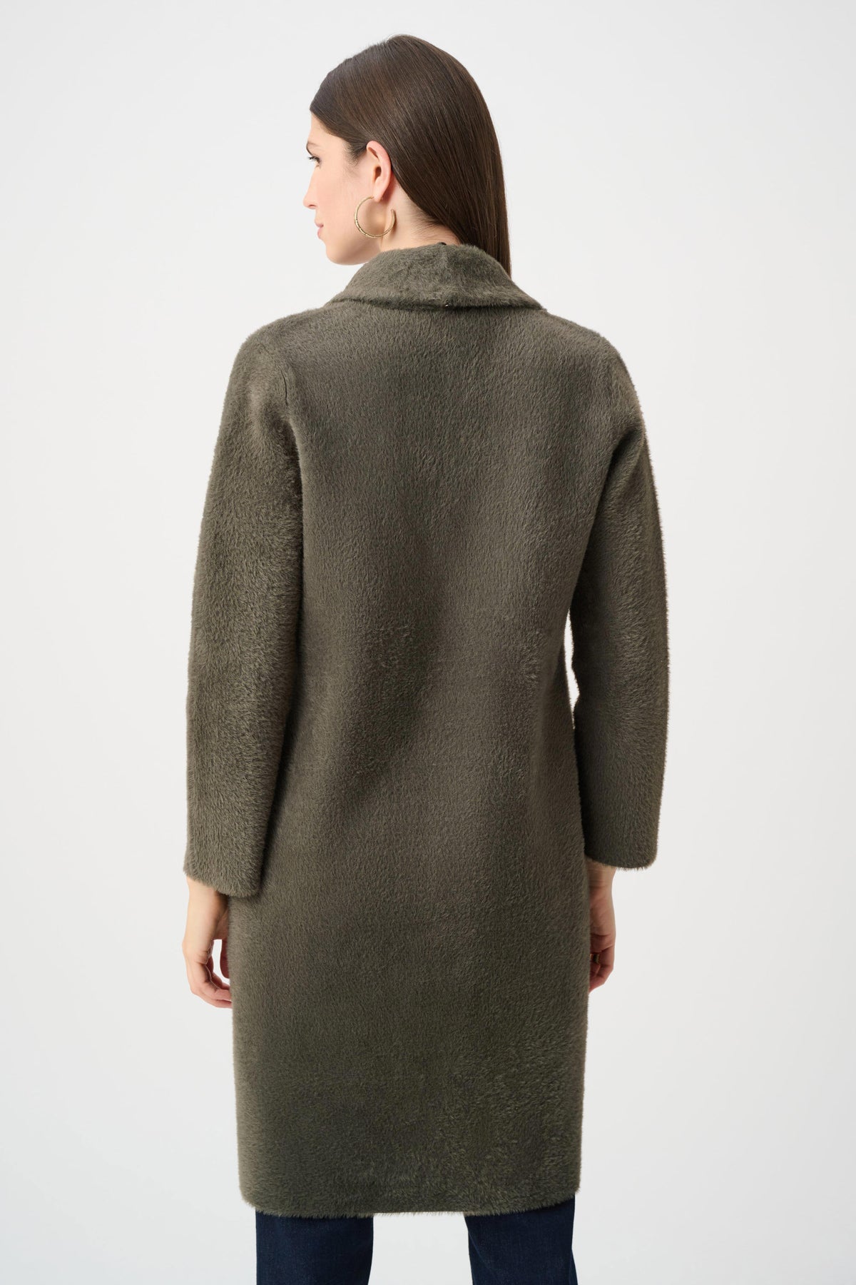 Detachable Faux Fur Collar Long Knitted Coat. Style JR263973