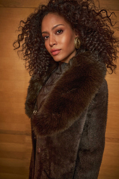 Detachable Faux Fur Collar Long Knitted Coat. Style JR263973