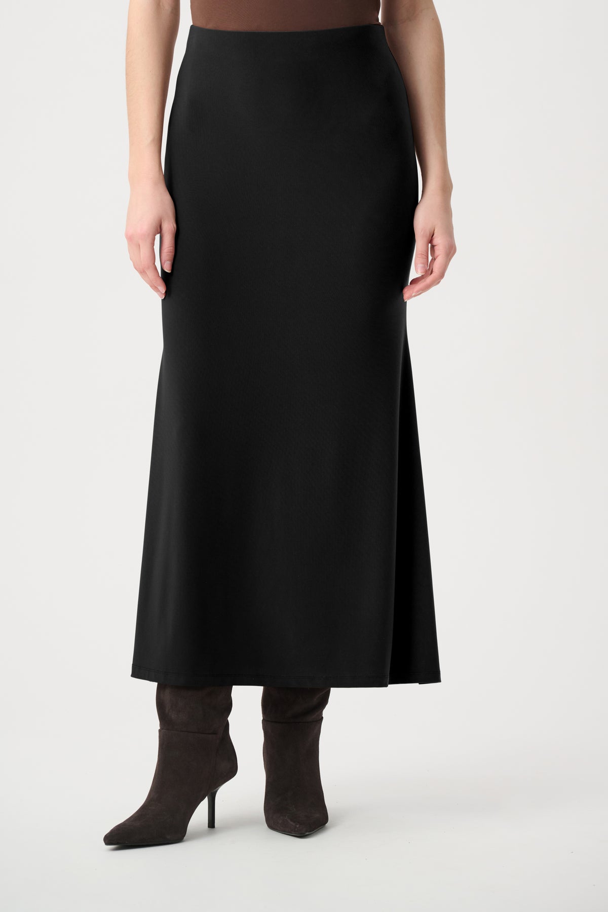 Elastic Waist Flowy Trumpet Skirt. Style JR264056