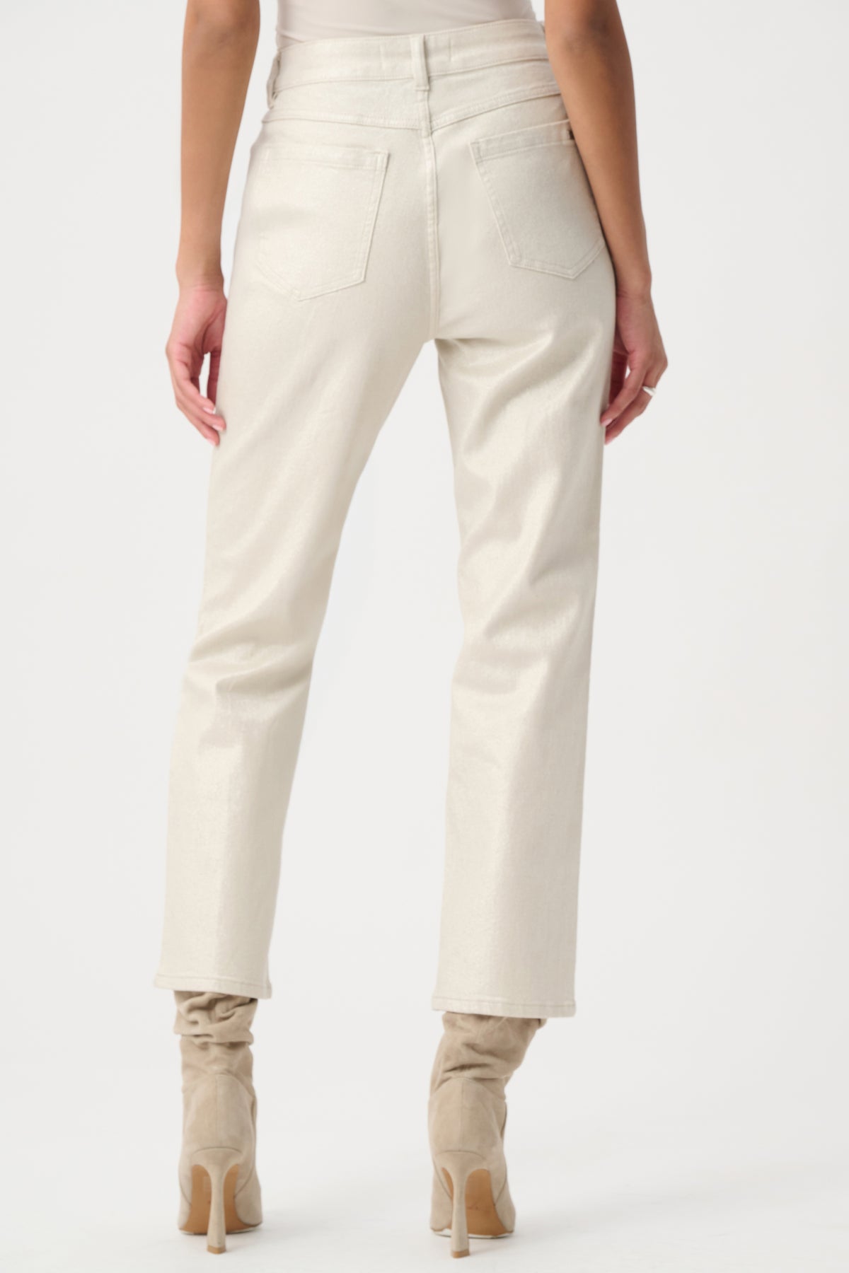 Classic Straight Leg Metallic Jeans. Style JR264913