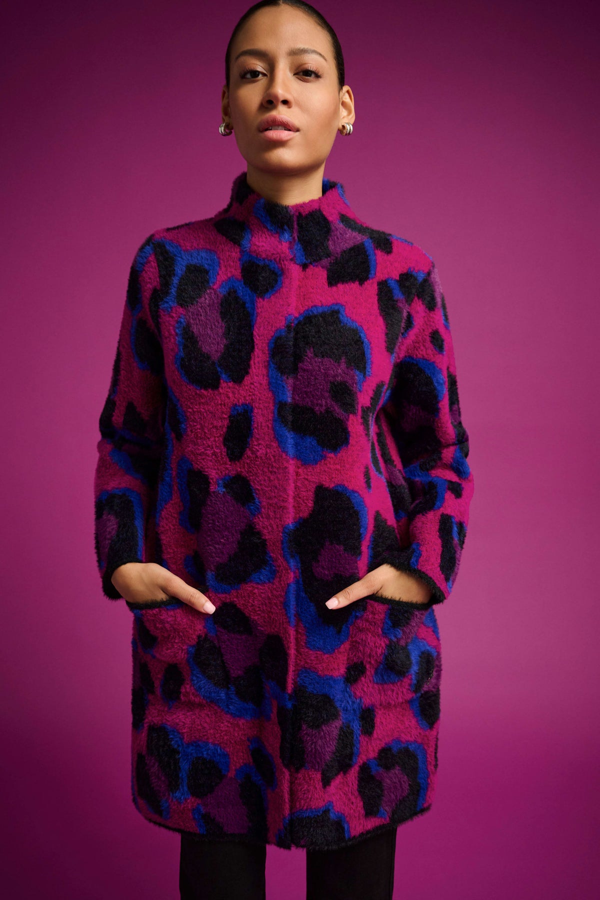 Fuzzy Animal Print Coat. Style JR264922