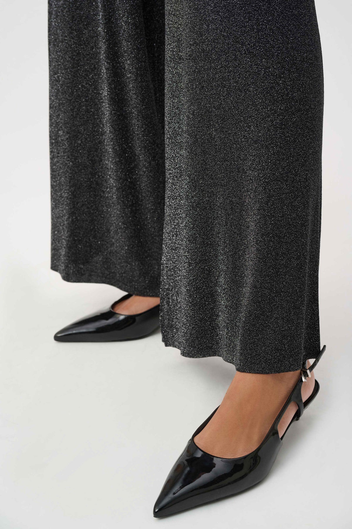 Lurex Shimmer Sweater Wide-Leg Pants. Style JR264942