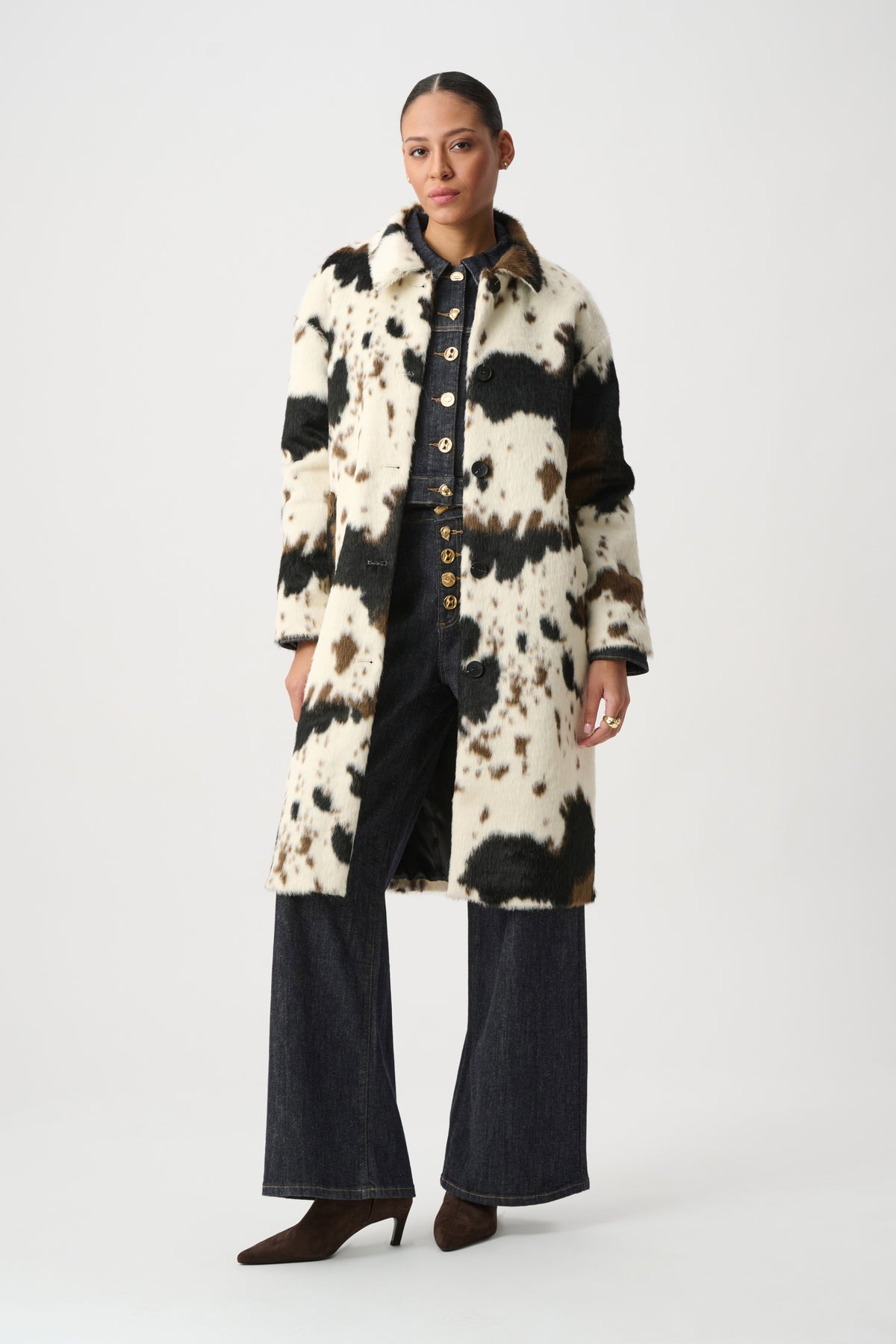 Faux Fur Cow Print Coat. Style JR264944