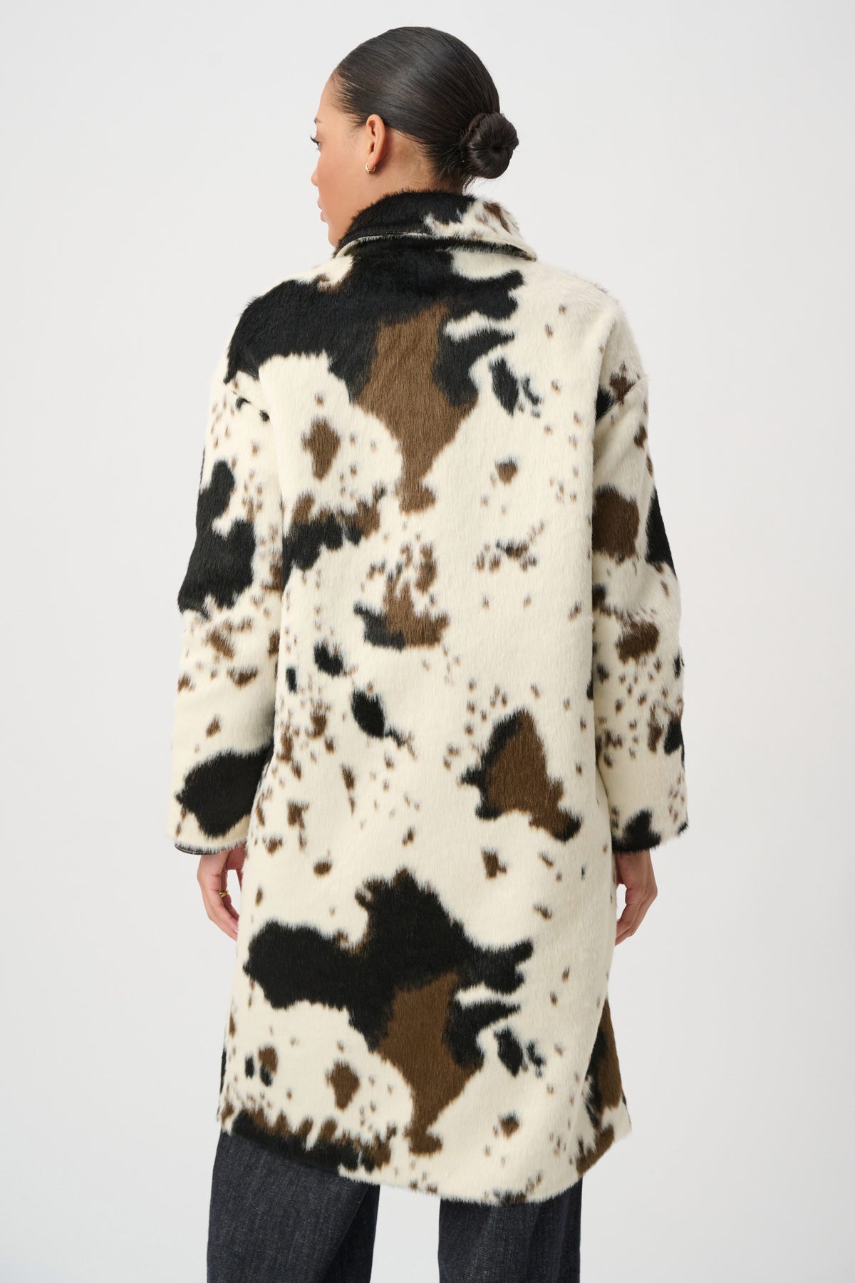 Faux Fur Cow Print Coat. Style JR264944