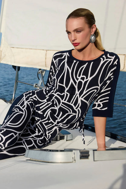 3/4 Raglan Ruched Abstract Print Top. Style FL266114