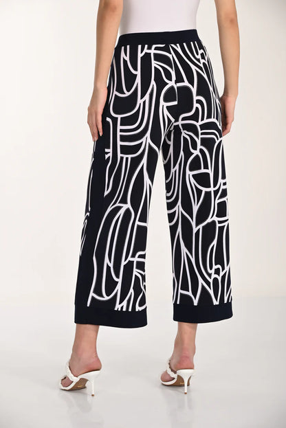 Pull-On Abstract Print Cropped Flared Pants. Style FL266115