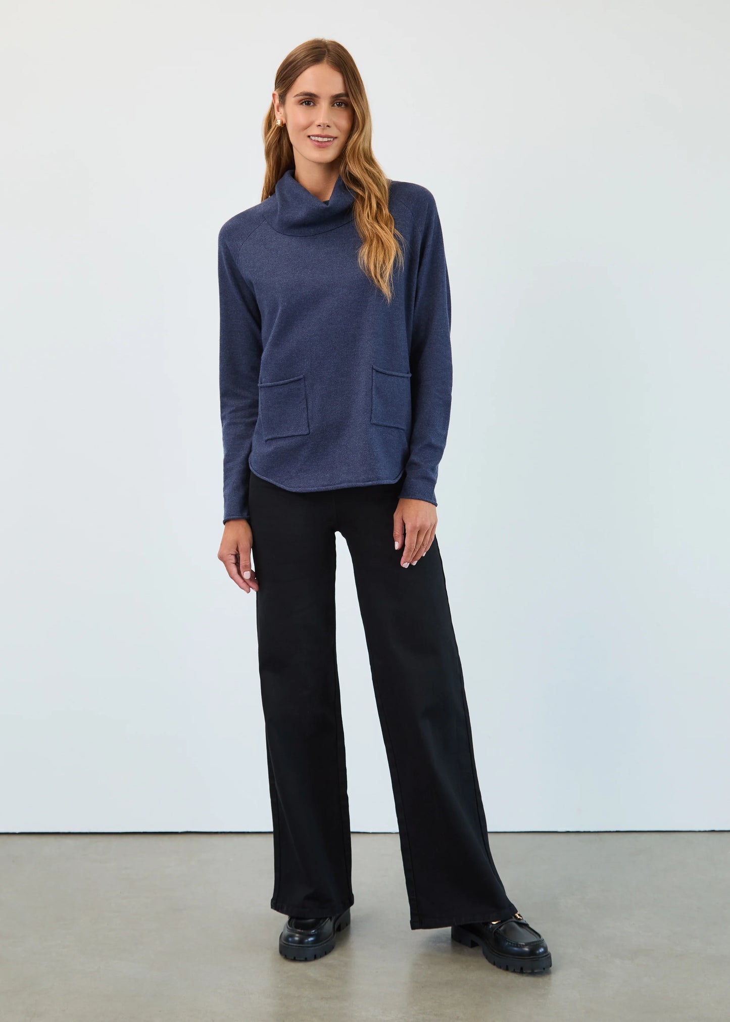 Pull-On Wide Leg Jean. Style FD2679862B