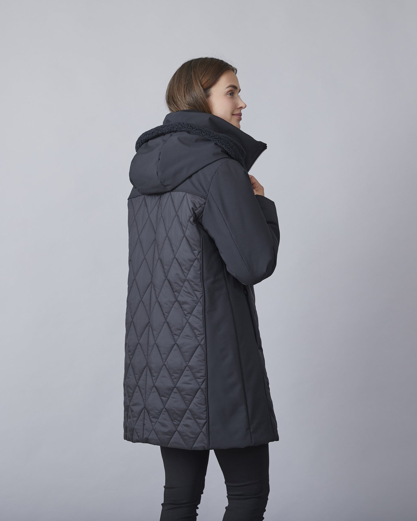 Kit Diamond Quilted Outerwear. Style JUN2688