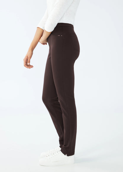 Pull On Slim Jegging in Multiple Colours. Style FD2709396