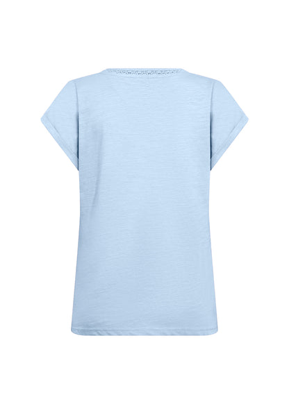 Crochet Trim V-Neckline Short Rolled Cuff Sleeves Top. Style SOYA27506