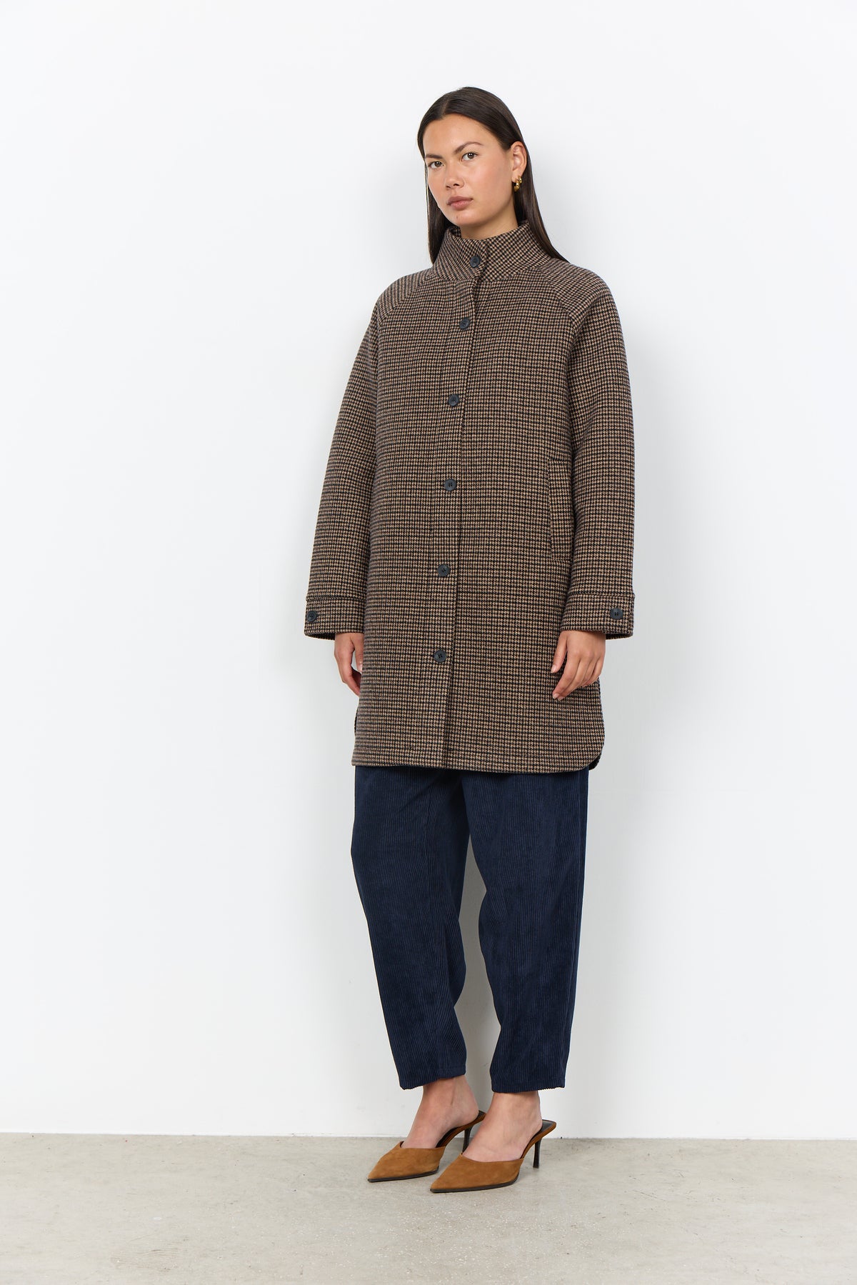 Houndstooth Button Front Mock Neck Jacket. Style SOYA27832
