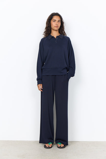 Long Sleeve Collared 1/2 Button-Up Neck Top. Style SOYA27856