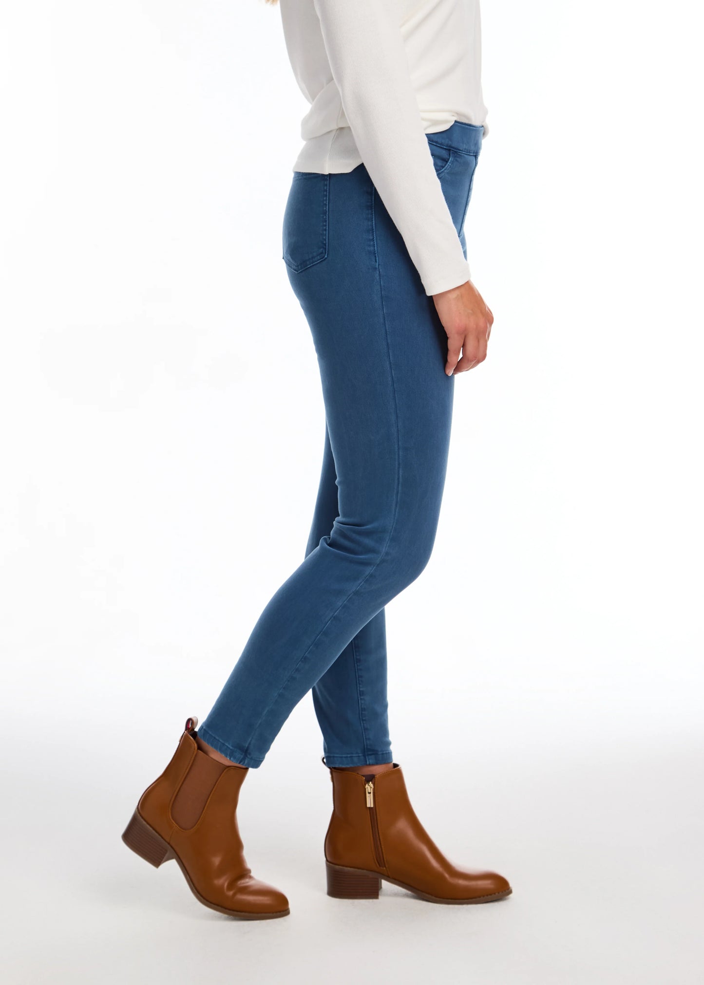 Euro Twill Pull On Slim Ankle Jean. Style FD2858511