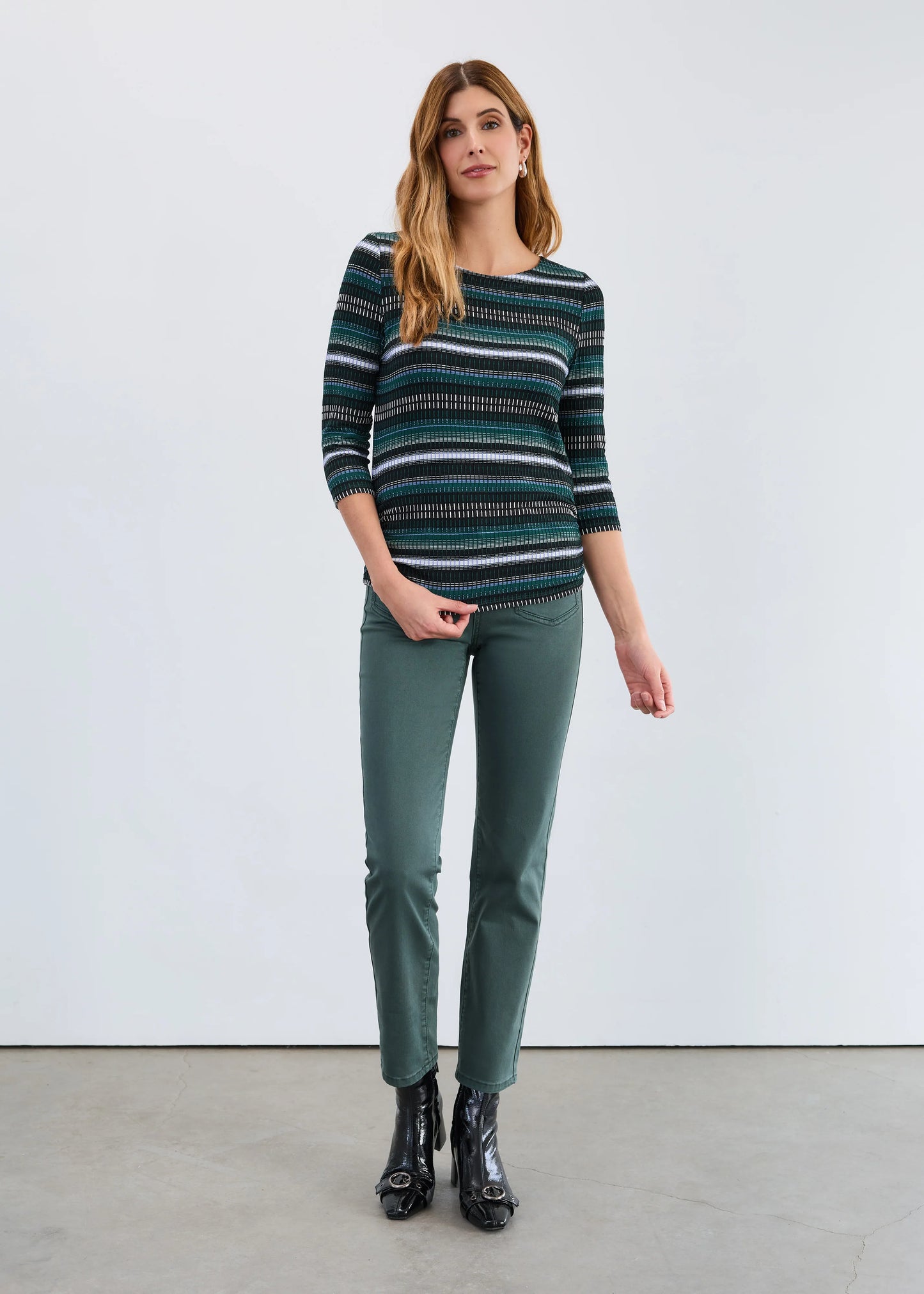 3/4 Sleeve Ruched Side Top. Style FD3245109
