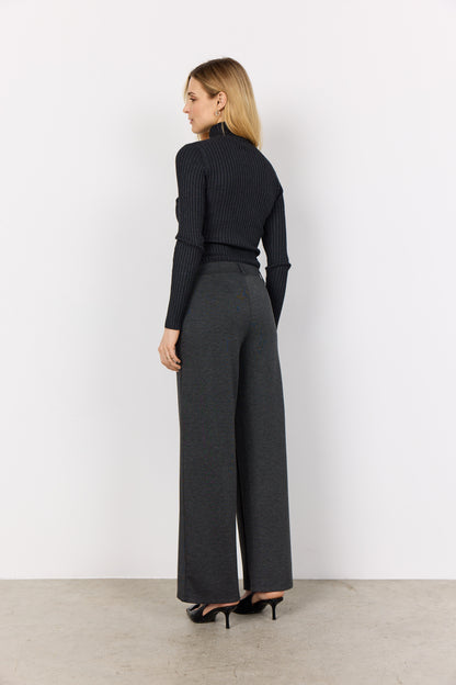 Ribbed Long Sleeve Turtleneck Sweater. Style SOYA33043