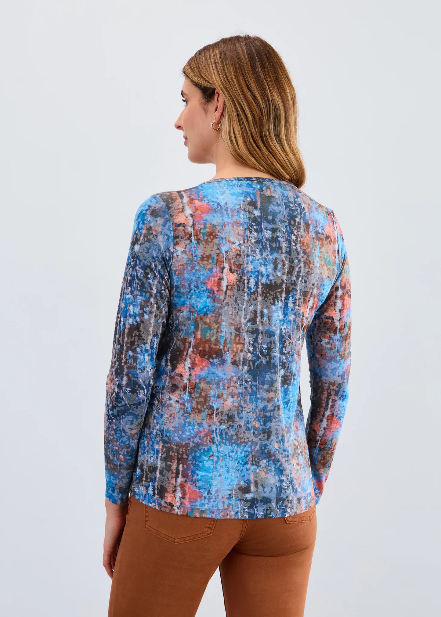 V-Neck Abstract Print Long Sleeve Top. Style FD3390844
