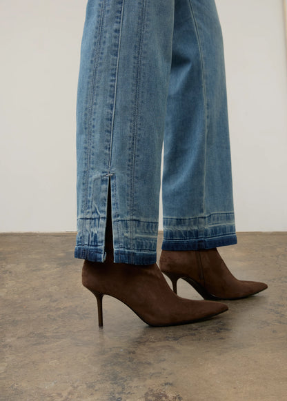 Suzanne Straight Leg Undone & Slitted Hem Jeans. Style FD6916843