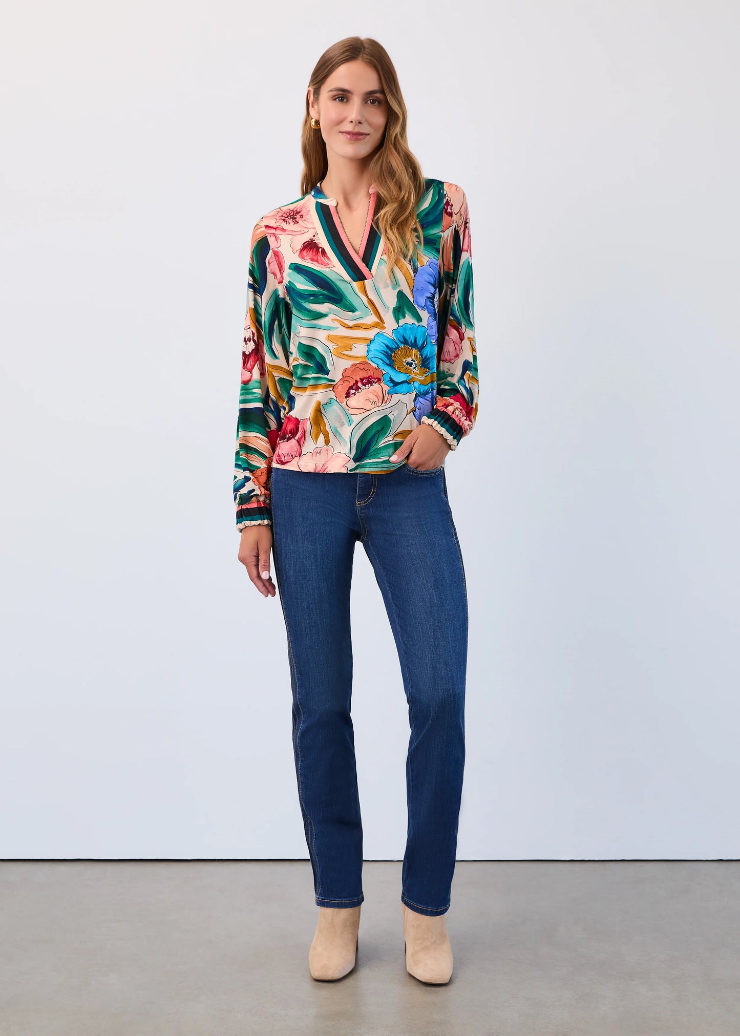 Long Sleeve Floral Print Elastic Cuff Top. Style FD3800153