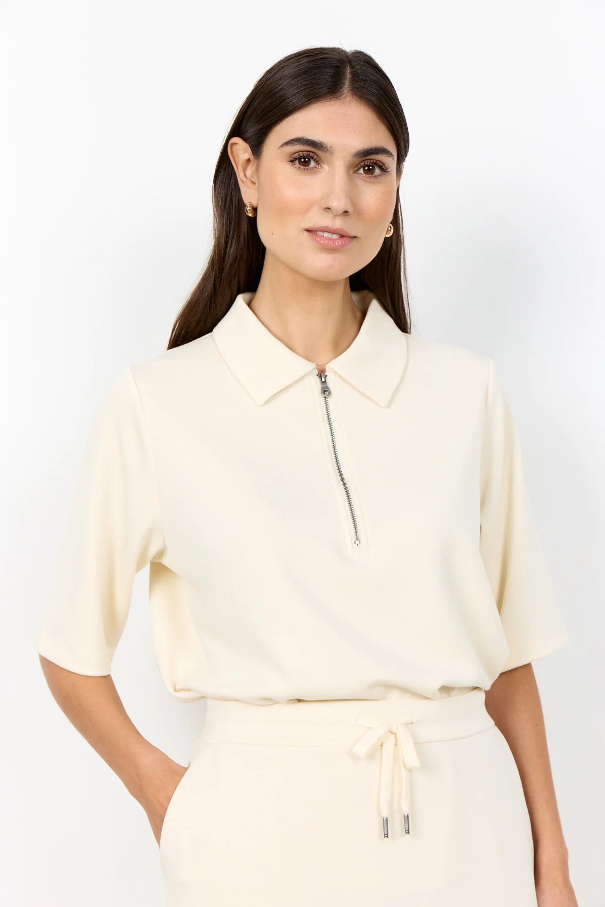 Short Sleeve 1/3 Zip Collared Top. Style SOYA27533