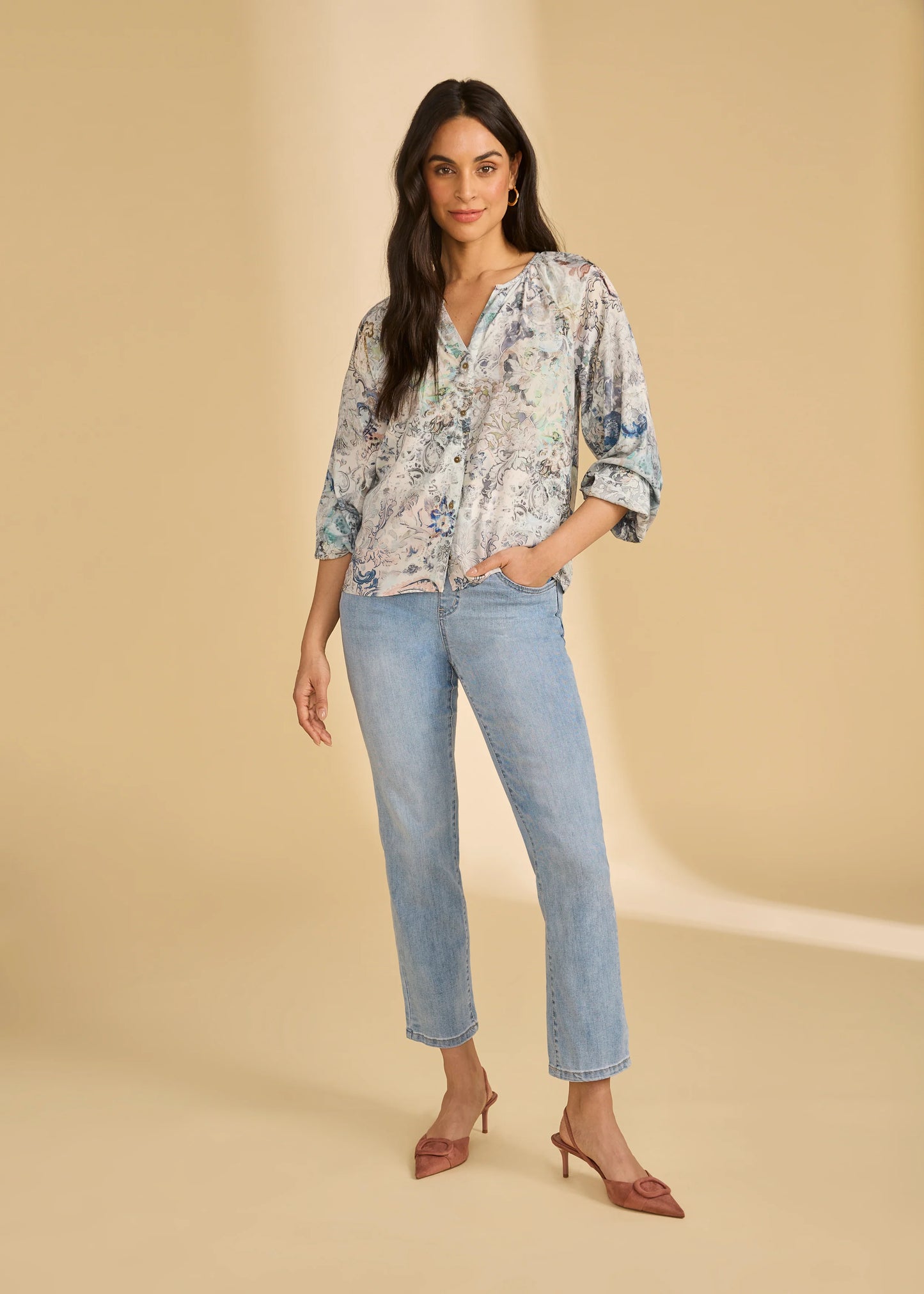 Elastic Cuffs Button Front Printed Top. Style FD7524397