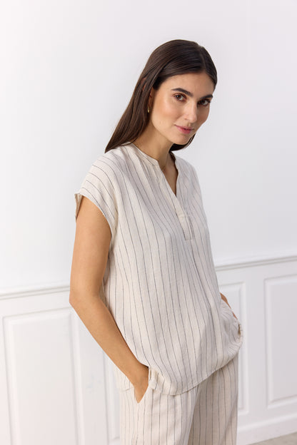 Notch Neck Pinstripe Top. Style SOYA4S41087