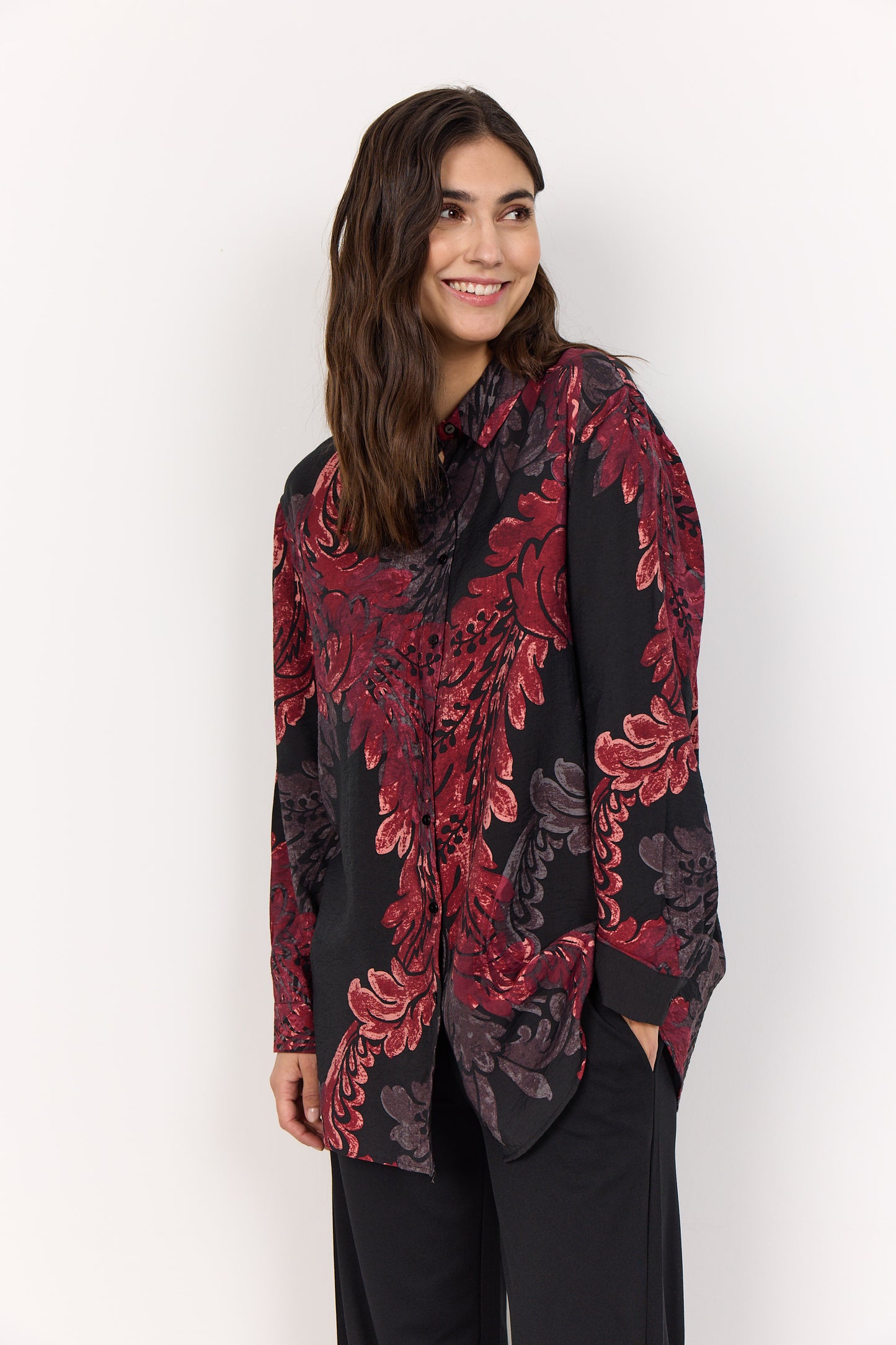 Button Front Red & Black Abstract Print Top. Style SOYA4F41395