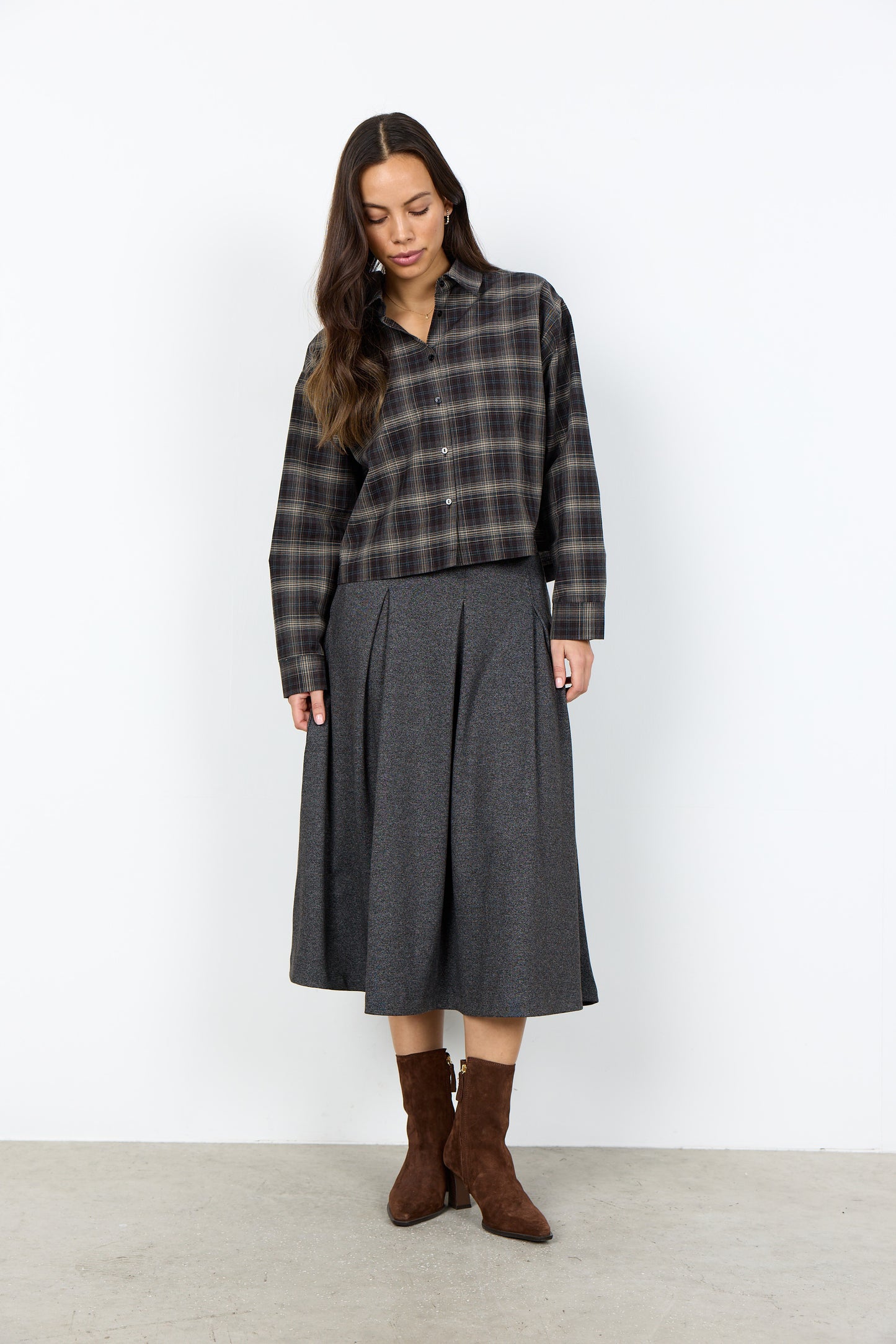 Cropped Length Long Sleeve Plaid Blouse. Style SOYA41927