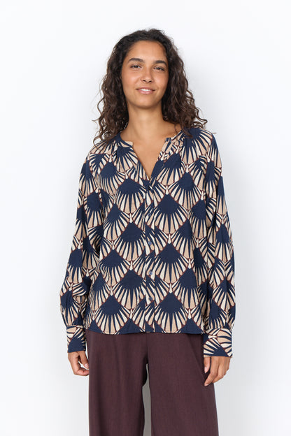 Printed V-Neck Popover Blouse. Style SOYA41958