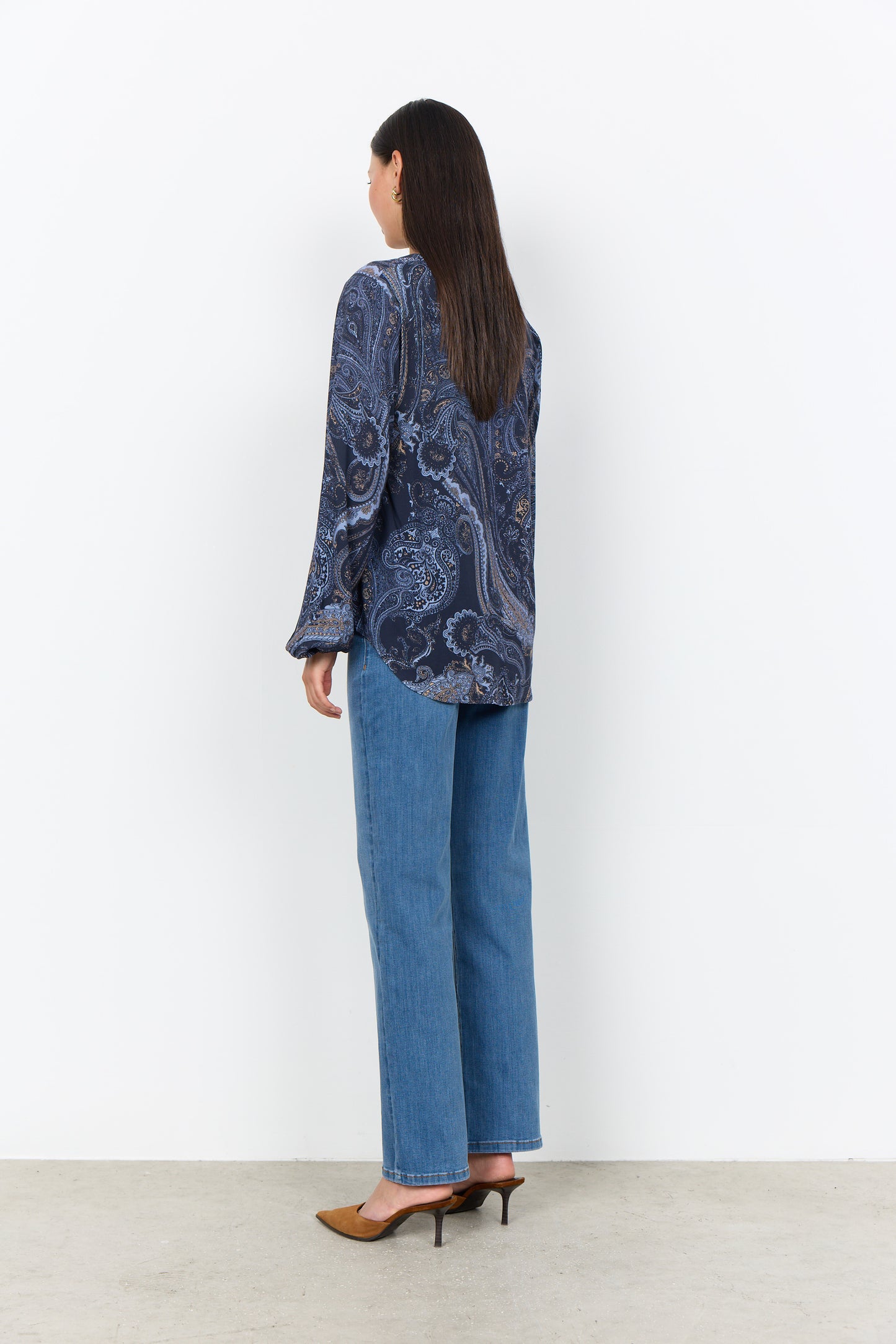 Paisley Print Pop-Over Blouse. Style SOYA41974