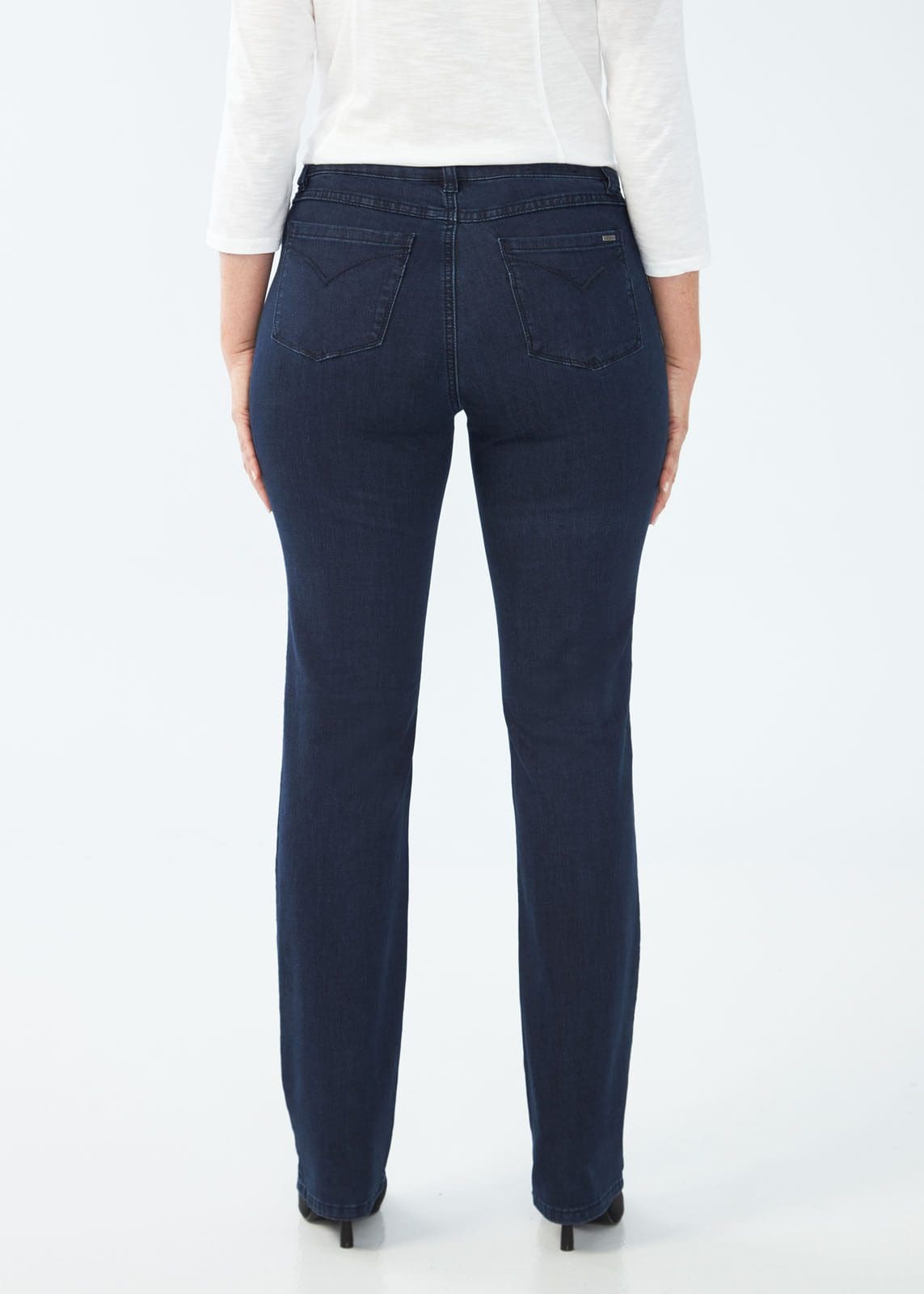 Petite Supreme Denim Olivia Straight Leg. Style FD4371250