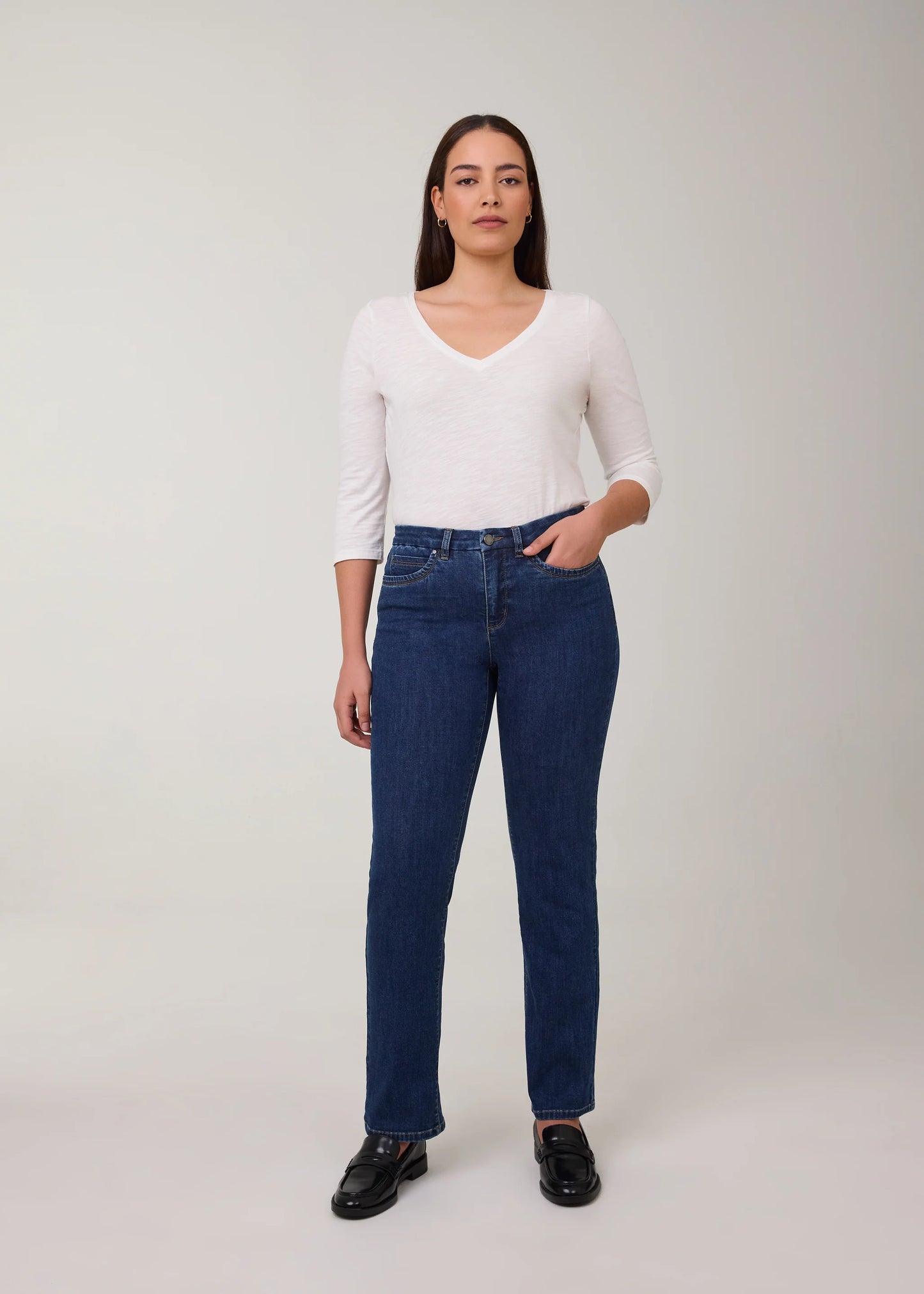 Olivia Straight Leg Jean. Style FD2468250