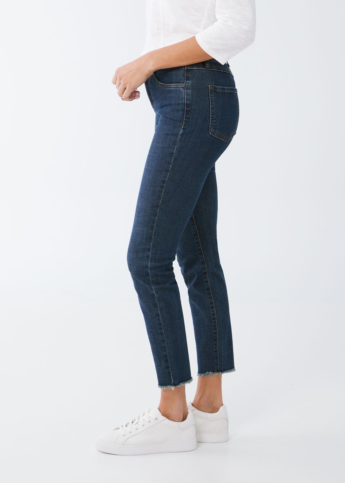 Christina Frayed Ankle Jean. Style FD5320809